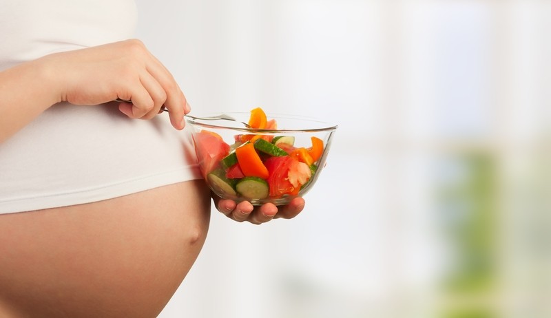 Vitamine in der Schwangerschaft: Darauf solltest du achten