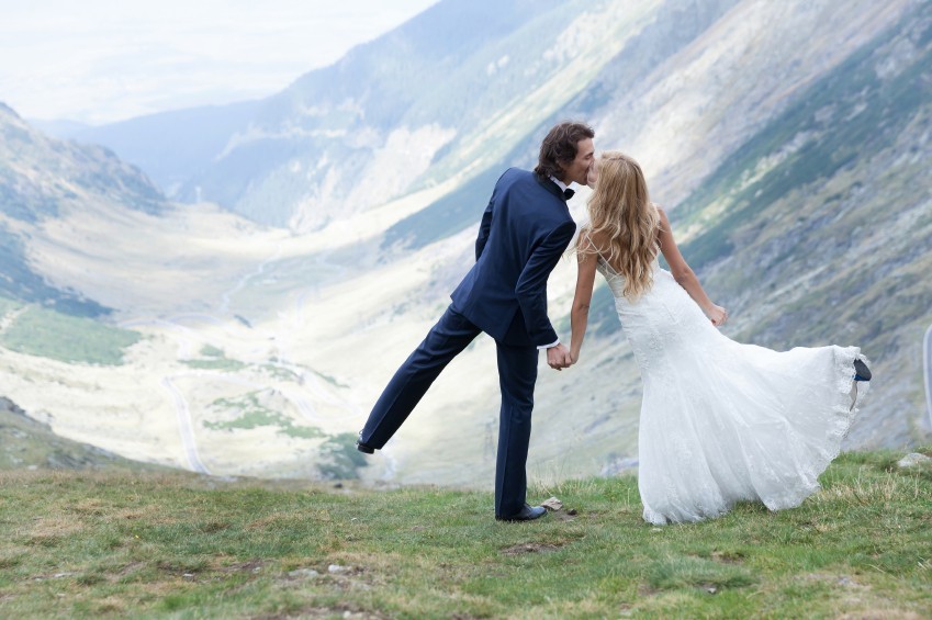 Hochzeit in den bergen: berghochzeit mit schnee oder heu